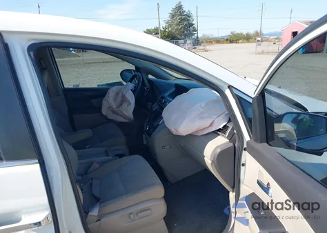 2017 Honda Odyssey Ex из США, поврежденный, VIN 5FNRL5H4XHB021504